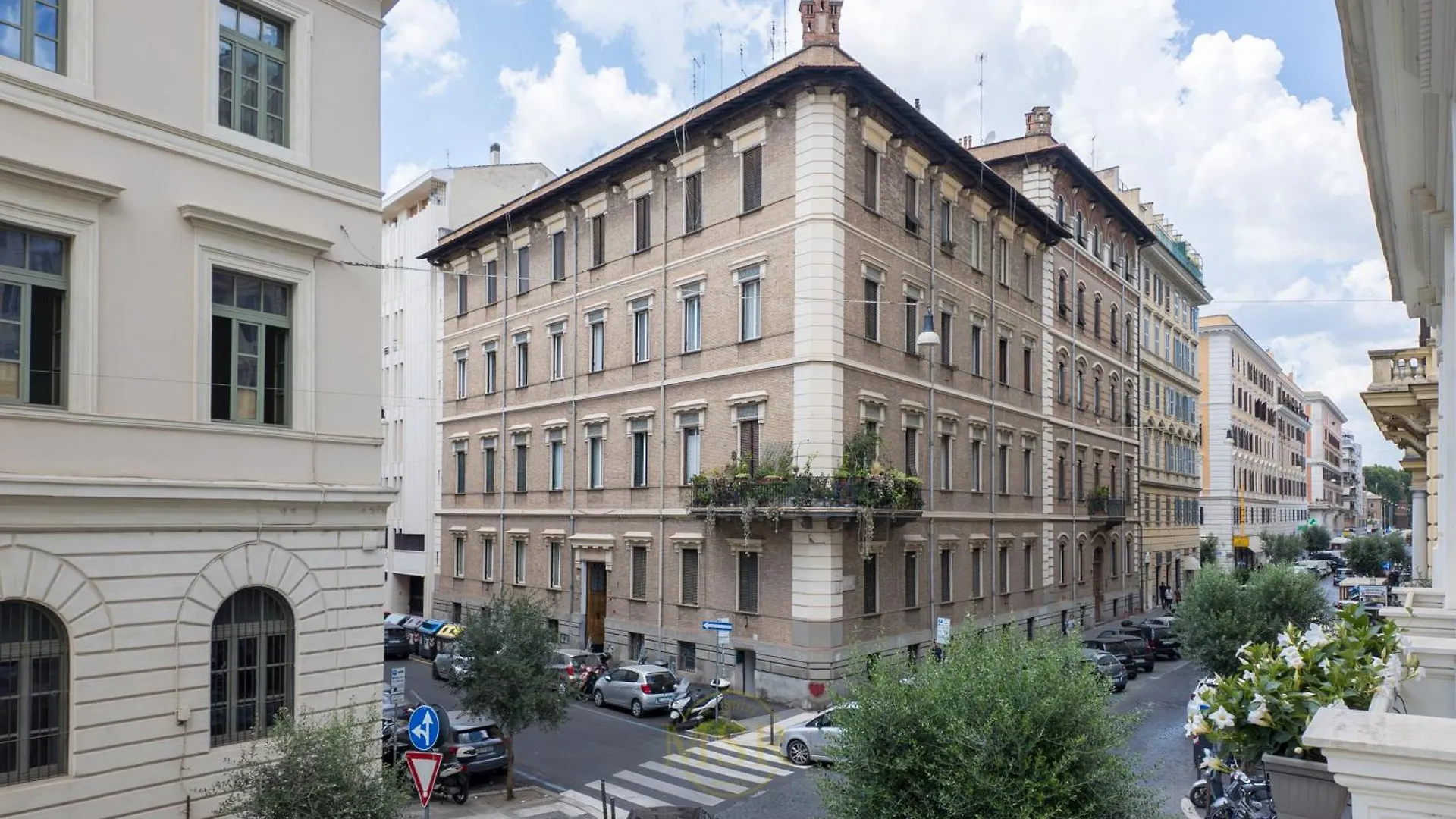 Mysuiterome 0*, Rome Italië